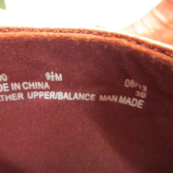 Clarks Dark Red Leather Ankle Boots - Picture 11 of 16